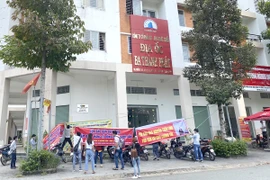 Siết đặt cọc giữ chỗ để huy động vốn trái phép