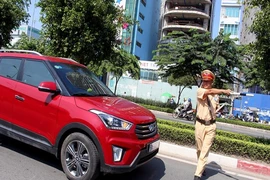 Người vi phạm có được xem hình ảnh trên máy đo tốc độ