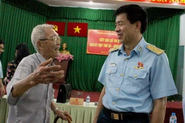 'Ùn tắc mà còn sân golf cái gì?'