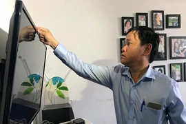 Cư dân Ehome 3 phản pháo vì chính quyền nói bụi vải là cỏ lau