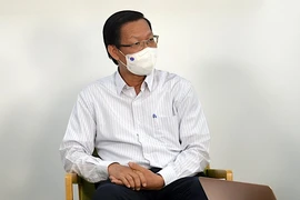 Chủ tịch TP.HCM: Ai mất việc, không có thu nhập, khó khăn thì đều được hỗ trợ