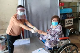 HĐND TP.HCM thông qua Nghị quyết hỗ trợ 5 nhóm đối tượng đợt 3