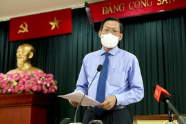 Chủ tịch TP.HCM: Năm 2022 sẽ triển khai đề án chuyển 1 số huyện thành quận