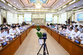 Toàn cảnh phiên họp kinh tế - xã hội 6 tháng đầu năm 2022. Ảnh: TTBC