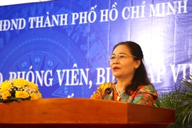 Chủ tịch HĐND TP.HCM Nguyễn Thị Lệ phát biểu tại buổi gặp. Ảnh: T.THẢO