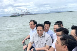 Thủ tướng khảo sát Cảng trung chuyển Cần Giờ, yêu cầu hoàn thiện hồ sơ trong tháng 7