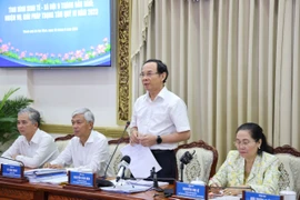 Bí thư Nguyễn Văn Nên: TP.HCM không chạy theo con số mà tính chuyện lâu dài