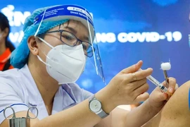 Lãnh đạo Sở Y tế TP.HCM thông tin về biến thể phụ COVID-19