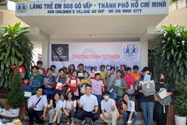 SimpleCarry tổ chức sự kiện trao tặng quà chào đón năm học mới tại làng SOS Gò Vấp
