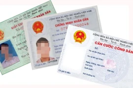  Khởi tố hai bị can làm giả CMND để xin cấp hộ chiếu