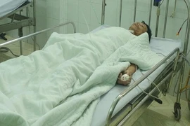 Người đàn ông bị thanh sắt 1,5 m đâm xuyên cổ