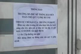 Vụ gạo mốc: Cấp dưỡng nghỉ, phụ huynh phải đón con về