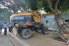 Vũng Tàu: Tháo dỡ 5 ki-ốt tại chung cư Hodeco Plaza
