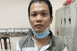 Tự tử cùng người yêu nhưng không chết, thanh niên trốn truy nã, ở với người khác