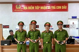 Công an TP.HCM tổ chức bàn giao, cấp con dấu cho cấp xã mới tại tỉnh Rịa - Vũng Tàu