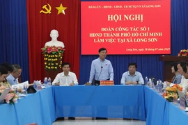 Chủ tịch HĐND TP.HCM Võ Văn Minh làm việc tại xã Long Sơn