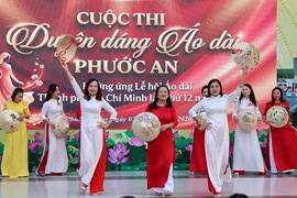 TP.HCM: Rộn ràng Hội thi Duyên dáng Áo dài tại trường Tiểu học Phước An