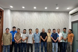 Tổ bảo vệ 12 người ở KCNC bảo kê cho xe chạy giờ cấm bị bắt giam