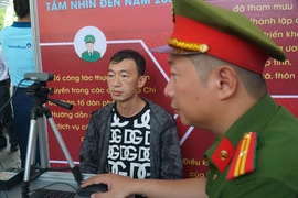 Bỏ công an cấp huyện, người dân có thể đăng ký thủ tục làm thẻ căn cước online