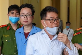 Cựu phó chánh án Nguyễn Hải Nam bị phạt 17 tháng tù