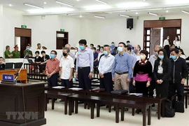 Dự án tiêu tốn 4.400 tỉ, 'đắp chiếu' 10 năm, thiệt hại 830 tỉ