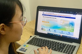 Đổi bằng lái online để phòng dịch COVID-19