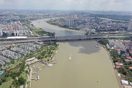 Mốt săn bất động sản có sẵn bến du thuyền