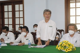 Muôn kiểu đương sự gây áp lực cho thẩm phán