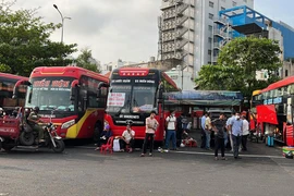 Doanh nghiệp vận tải đua nhau tăng giá cước