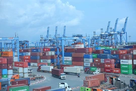 Các thông tin cần biết về thu phí hạ tầng cảng biển TP.HCM