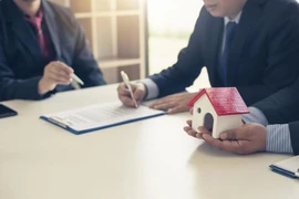 Bị hủy hợp đồng nhưng không được đền tiền cọc 