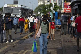 Sri Lanka xoay trở đối phó khủng hoảng kinh tế