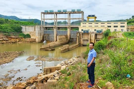 Vụ thủy điện xả lũ gây ngập lụt: Chưa rõ trách nhiệm bồi thường