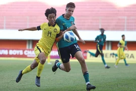 U-16 Việt Nam vào bán kết nhờ “món quà” của Úc