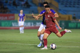 Kịch tính ở sân Quy Nhơn