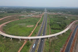 Hôm nay, khánh thành cao tốc Phan Thiết - Dầu Giây và Mai Sơn - Quốc lộ 45