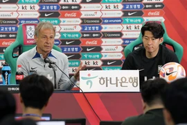 Klinsmann khiến sóng gió nổi lên ở quê hương ông Park Hang-seo 
