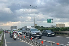 Đường phố TP.HCM khá thông thoáng ngày cuối lễ