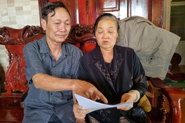 Tòa tỉnh thụ lý vụ vợ chồng người bị oan kiện tòa huyện