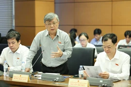 Quốc hội tranh luận tăng thuế tiêu thụ đặc biệt với rượu, bia