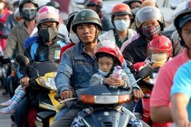 Bố ơi, đường về nhà còn bao xa!