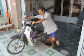 'Vỉa hè nâng cao đến một mét mốt, dân nào chịu nổi'