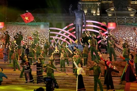 Ấn tượng chương trình kỷ niệm 43 năm thống nhất đất nước
