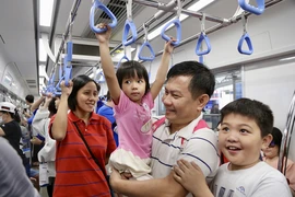 Ngày cuối tuần đặc biệt trên tuyến metro số 1 Bến Thành - Suối Tiên 