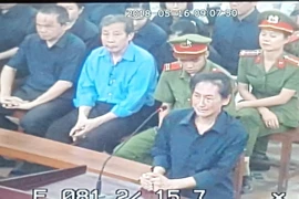 Vụ bà Phấn: 'Chồng con thất nghiệp vì lý lịch của bị cáo'