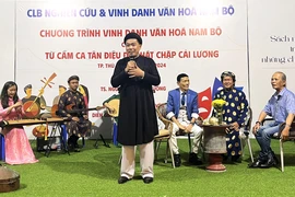 'Từ Cầm ca tân điệu đến hát chặp cải lương' đổ bộ đường sách TP Thủ Đức 