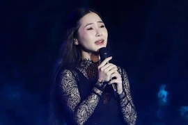 Sở TT&TT TP.HCM đang xử lý đơn của ca sĩ Hương Tràm