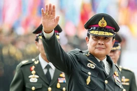 Toàn cảnh chuyện đình chỉ chức vụ thủ tướng Thái Lan của ông Prayuth Chan-ocha