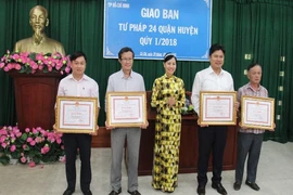 Chứng thực bản sao giảm mạnh, hộ tịch tăng