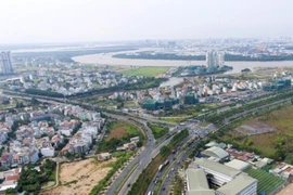 Phong tỏa đất quận 2 đối với vụ án xảy ra tại NH Đông Á